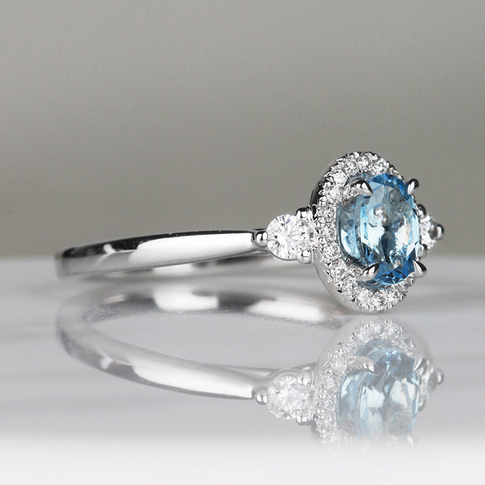 Oval Aquamarine Halo Ring