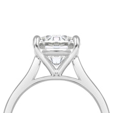 Load image into Gallery viewer, Round Brilliant Solitaire Engagement Ring 3.30ct