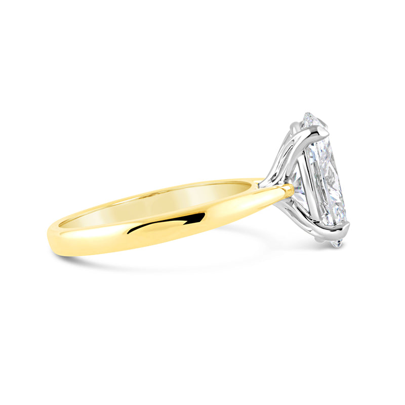 Oval Cut Diamond Solitaire Ring 3.60ct