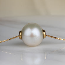 Load image into Gallery viewer, Rocks Sliding Pearl Necklace