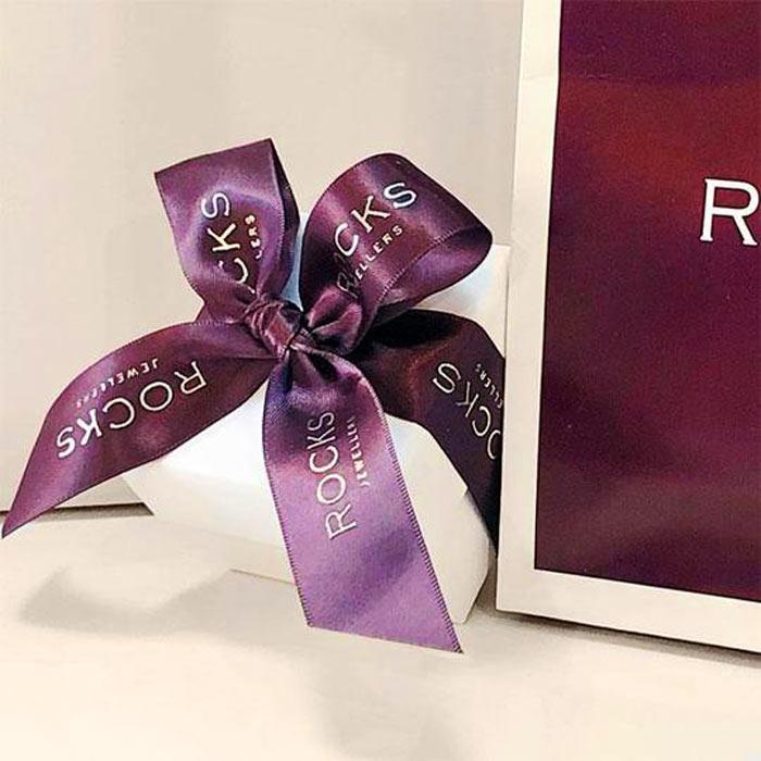 Rocks Green Amythest & White Stone Claddagh Ring