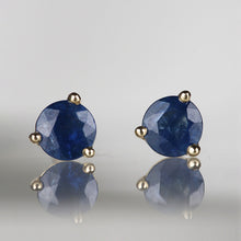 Load image into Gallery viewer, Rocks Sapphire Solitaire Stud Earrings