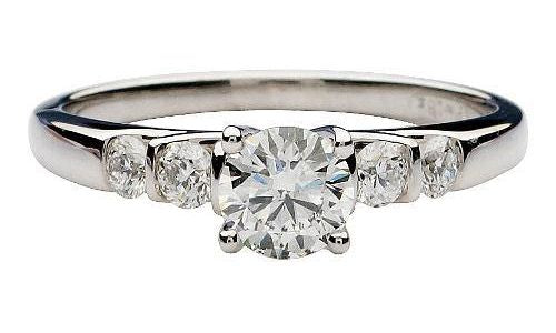 What You Need to Know About Solitaire Engagement Rings