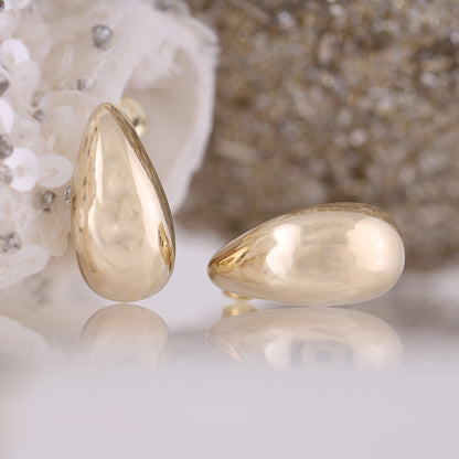 Bulbous Teardrop Earrings 20x9mm