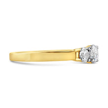 Load image into Gallery viewer, White Three Stone Ring