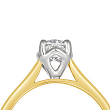 Load image into Gallery viewer, Oval Solitaire Engagement Ring 1.01ct