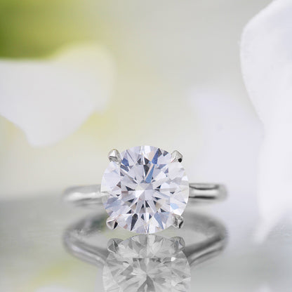 Round Brilliant 4 Claw Solitaire Engagement Ring 4.50ct