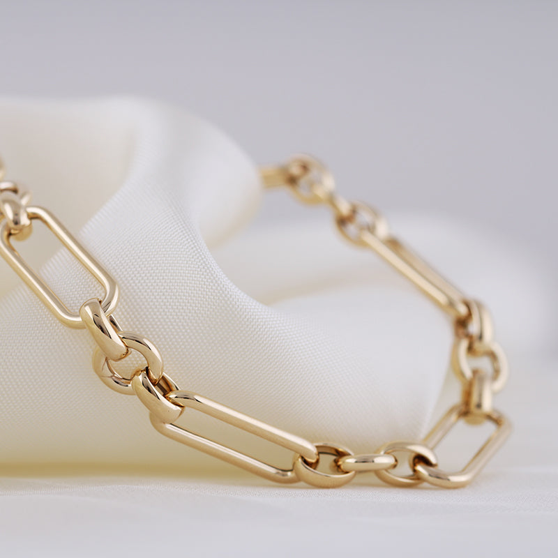 Oval &amp; Round Chain Link Bracelet