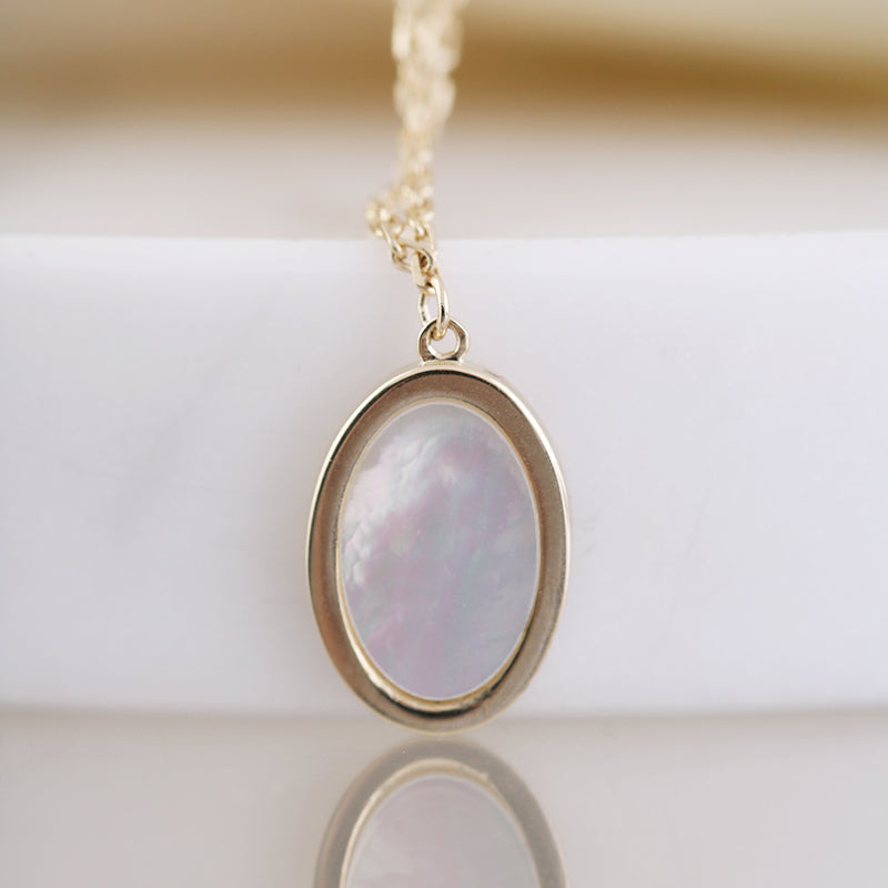 Oval Mother Of Pearl Disc Necklace