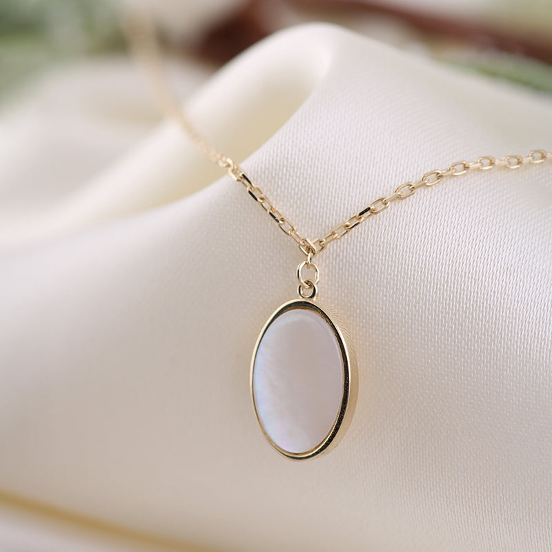 Oval Mother Of Pearl Disc Necklace