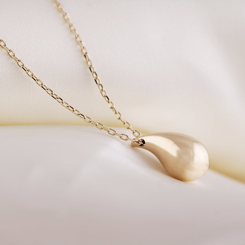 Droplet Charm Necklace