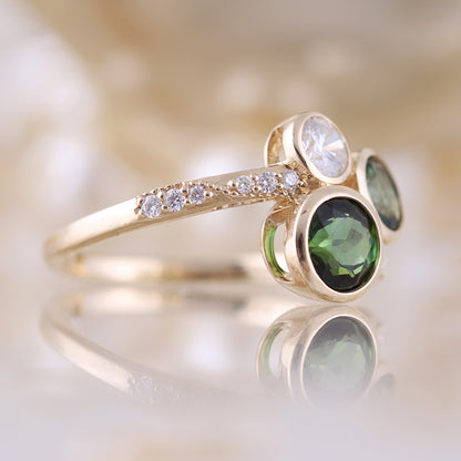 Green Tourmaline &amp; Diamond Ring