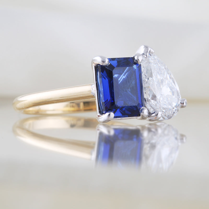 Sapphire &amp; Diamond Toi Et Moi Ring