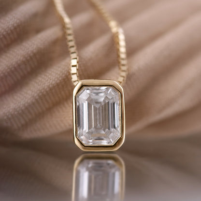 Bezel Set Emerald Diamond Pendant 0.75ct