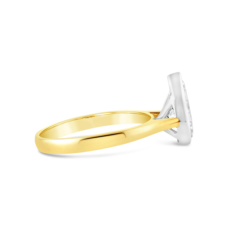 Pear Cut Bezel Set Solitaire Engagement Ring 2.00ct