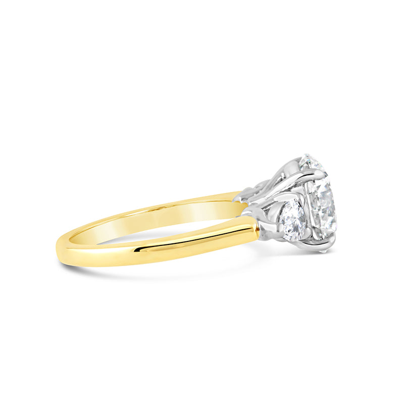 Round Brilliant &amp; Pear Three Stone Diamond Ring 3.65ct
