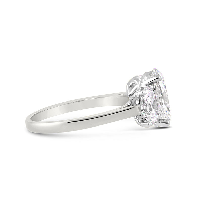 Oval Three Stone Trilogy Diamond Ring 3.54ct