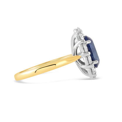 Oval Sapphire &amp; Round Diamond Cluster Ring 2.62ct