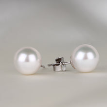 Load image into Gallery viewer, Rocks Japanese Akoya Pearl Stud Earrings - 7-7.5mm