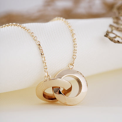 Interlocking Rings Necklace