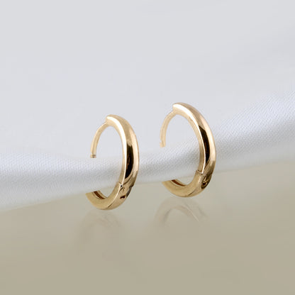 Rocks Huggie Hoop Earrings