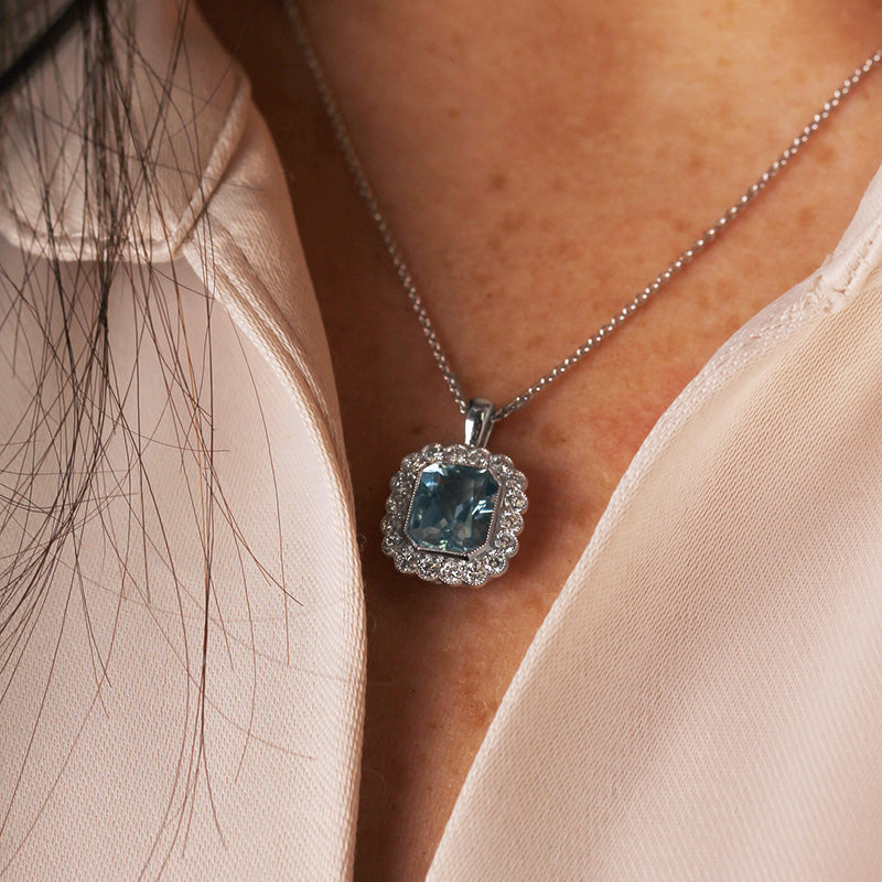 Rocks Aquamarine &amp; Diamond Pendant