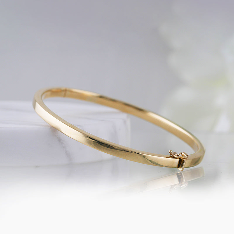 Plain Oval Hinged Bangle 4mm