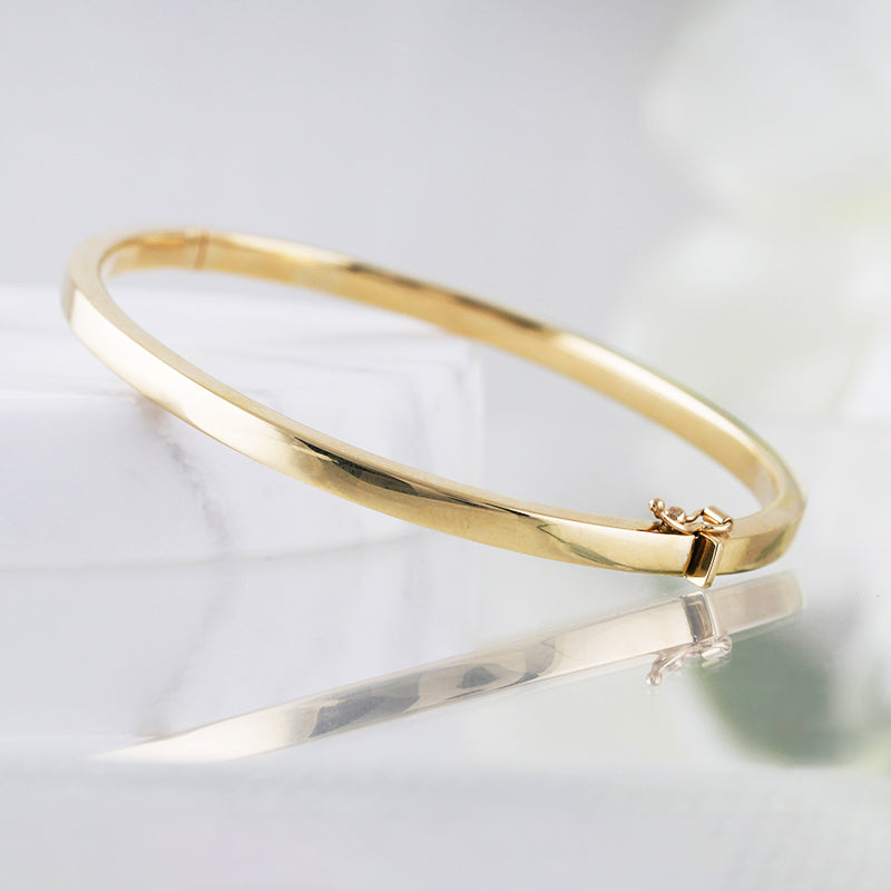 Plain Oval Hinged Bangle 4mm