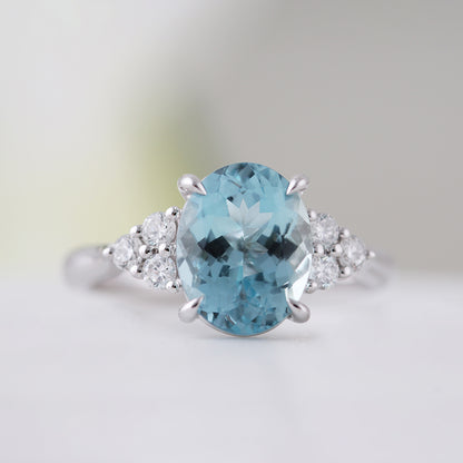 Oval Aquamarine &amp; Diamond Ring