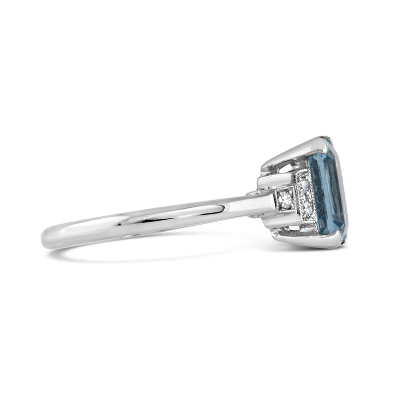 Emerald Cut Aquamarine &amp; Diamond Vintage Ring