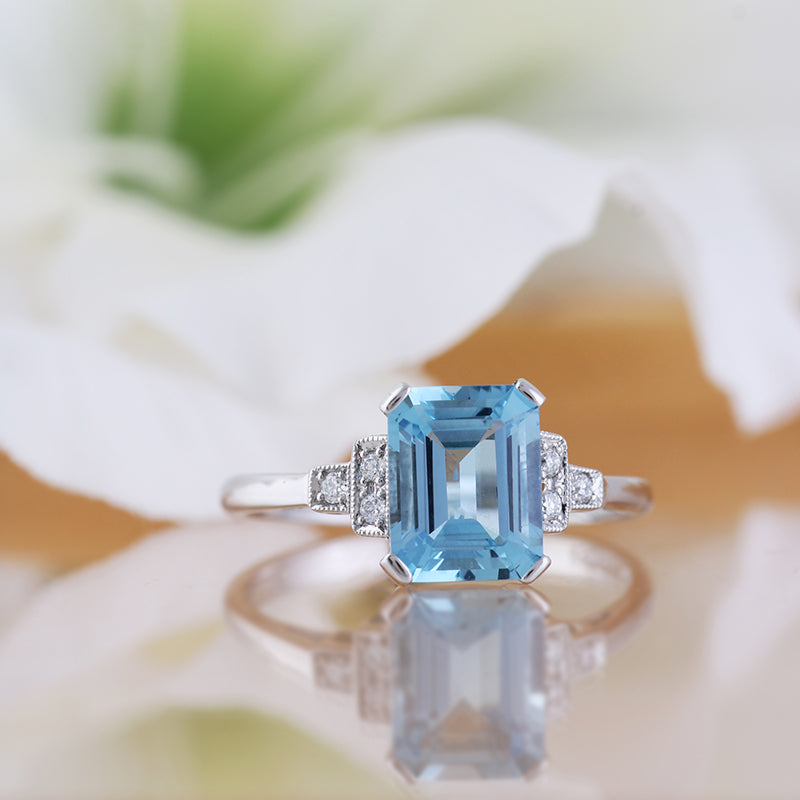 Emerald Cut Aquamarine &amp; Diamond Vintage Ring