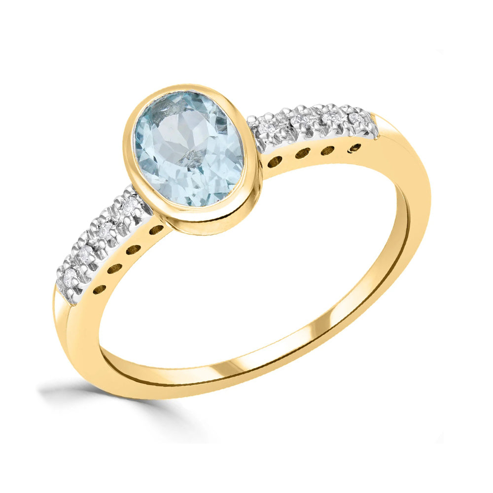 Oval Aquamarine &amp; Diamond Ring