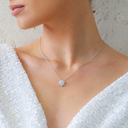 Round Brillaint Diamond Flower Pendant 1.50ct